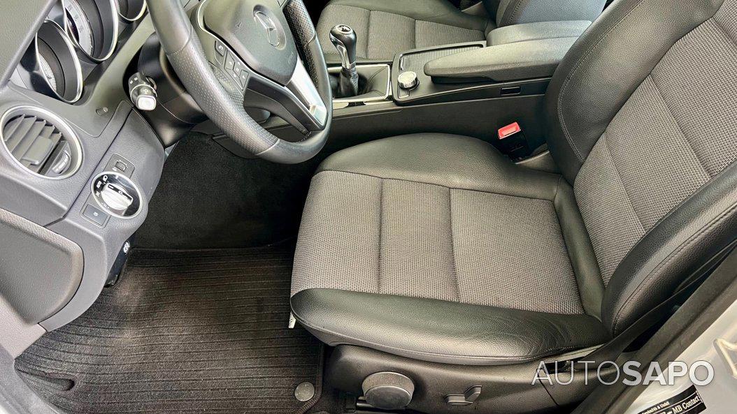 Mercedes-Benz Classe C 220 CDi Avantgarde de 2012