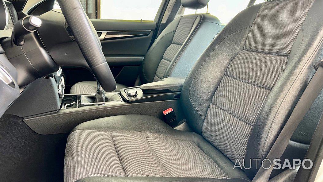 Mercedes-Benz Classe C 220 CDi Avantgarde de 2012