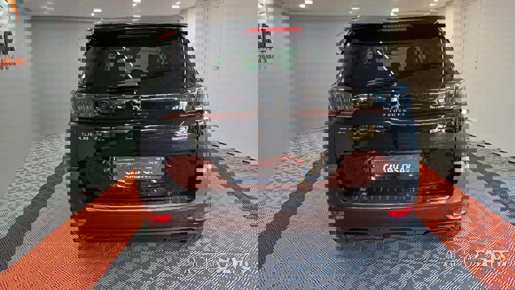Peugeot 5008 de 2021