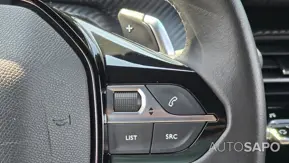Peugeot 2008 1.2 PureTech Allure Pack EAT8 de 2023