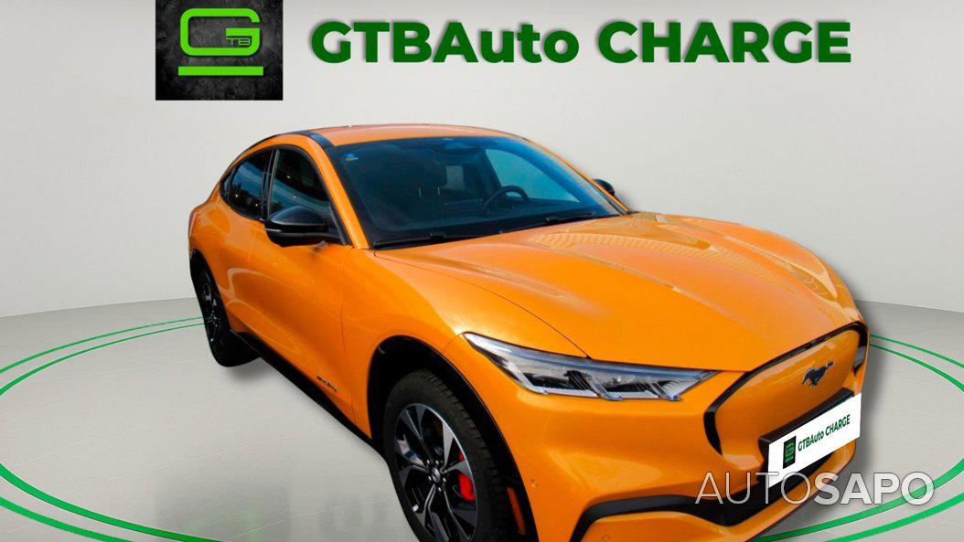 Ford Mustang Mach-E de 2022