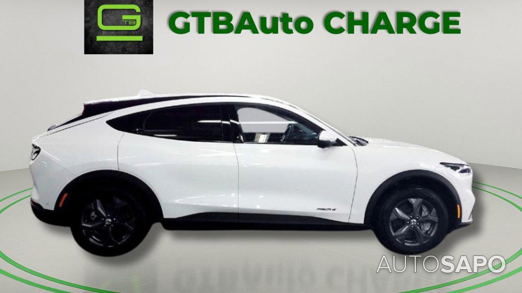Ford Mustang Mach-E de 2023