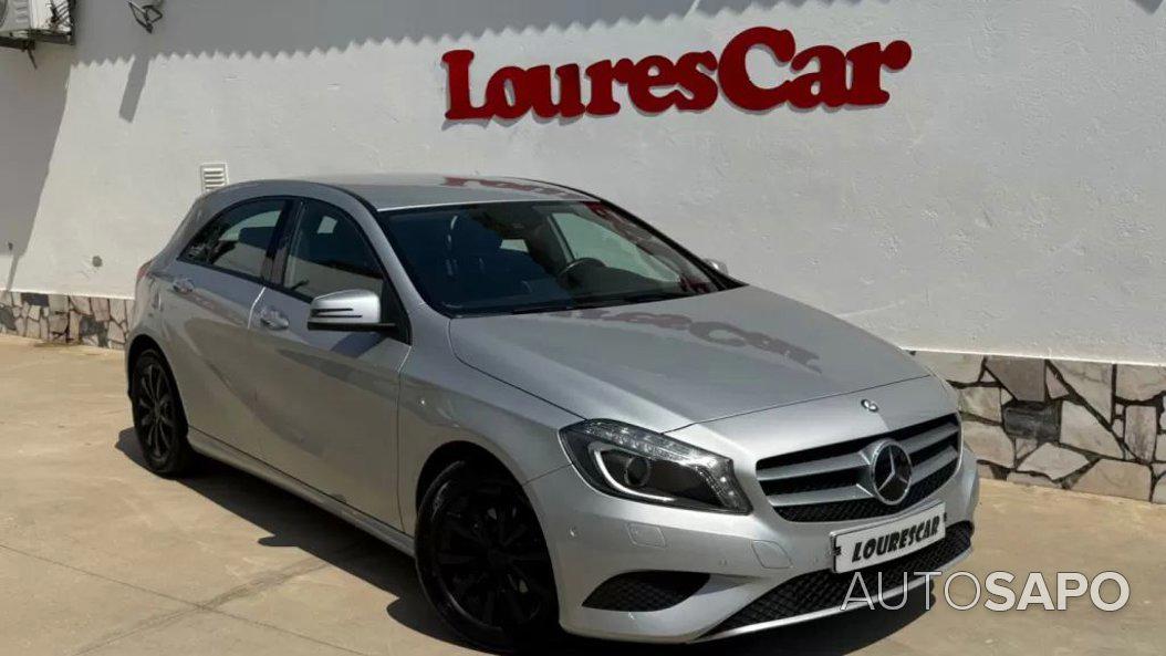 Mercedes-Benz Classe A 160 CDi BlueEfficiency Urban de 2014