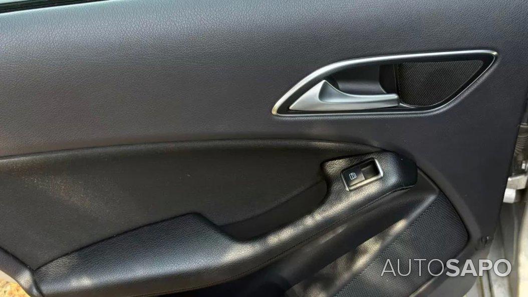 Mercedes-Benz Classe A 160 CDi BlueEfficiency Urban de 2014