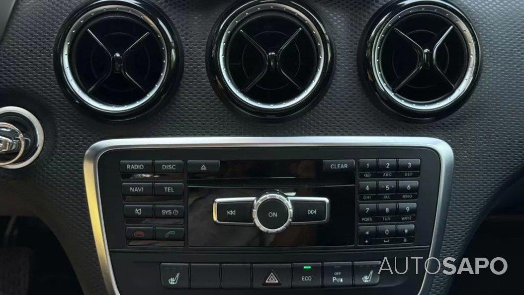 Mercedes-Benz Classe A 160 CDi BlueEfficiency Urban de 2014