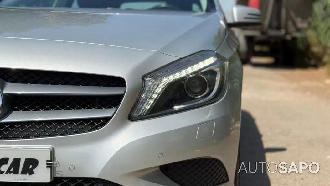 Mercedes-Benz Classe A 160 CDi BlueEfficiency Urban de 2014