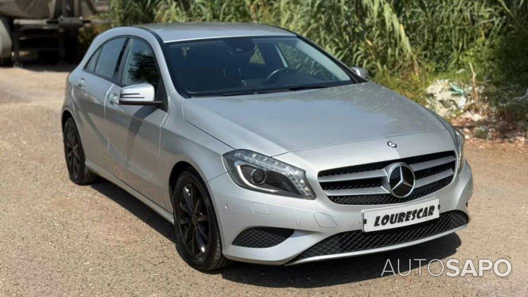 Mercedes-Benz Classe A 160 CDi BlueEfficiency Urban de 2014