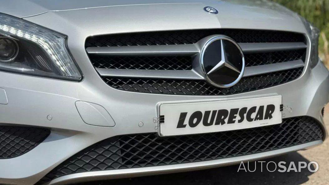 Mercedes-Benz Classe A 160 CDi BlueEfficiency Urban de 2014