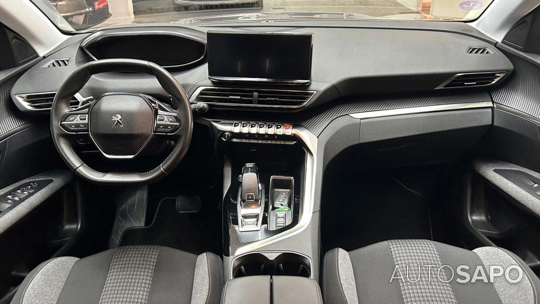 Peugeot 3008 1.2 PureTech Allure EAT8 de 2022
