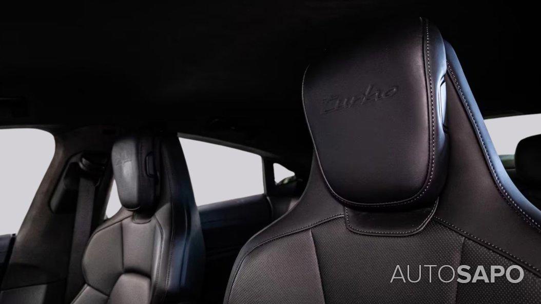 Porsche Taycan de 2020