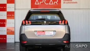 Peugeot 5008 1.2 PureTech Active de 2019