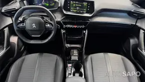 Peugeot 2008 1.2 PureTech Allure EAT8 de 2023