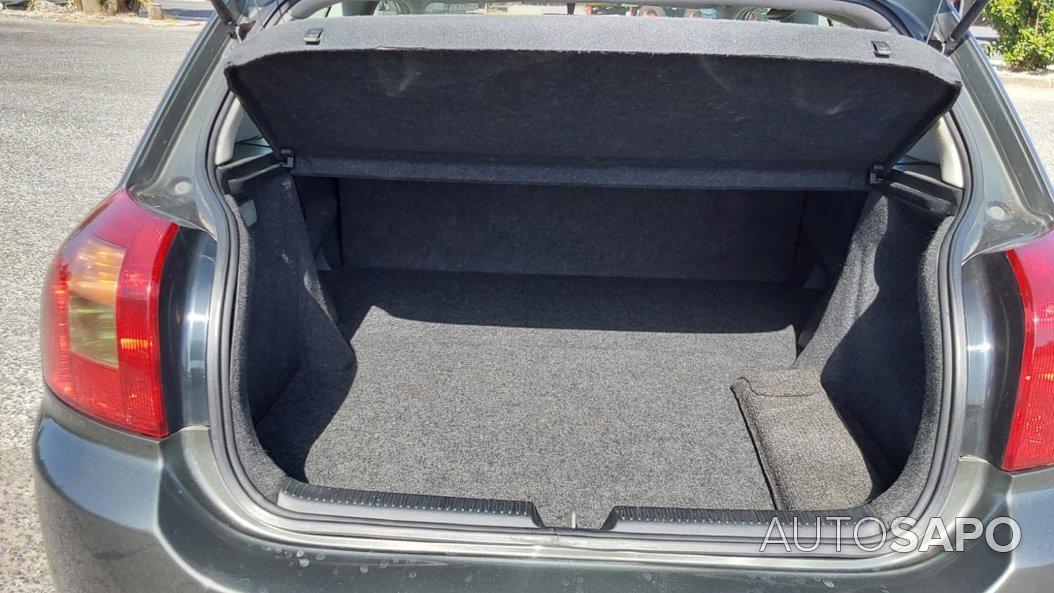 Toyota Corolla 2.0 D-4D JLL+FN+FC+RCD de 2002