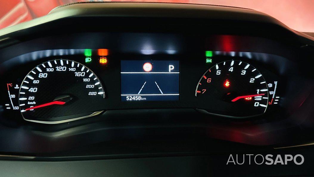 Peugeot 2008 1.2 PureTech Active Pack EAT8 de 2020