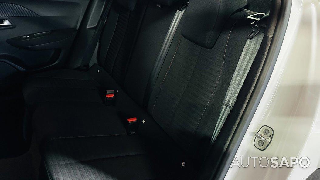 Peugeot 2008 1.2 PureTech Active Pack EAT8 de 2020