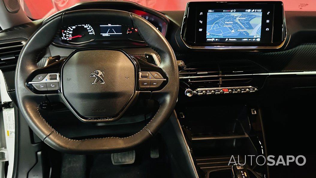 Peugeot 2008 1.2 PureTech Active Pack EAT8 de 2020