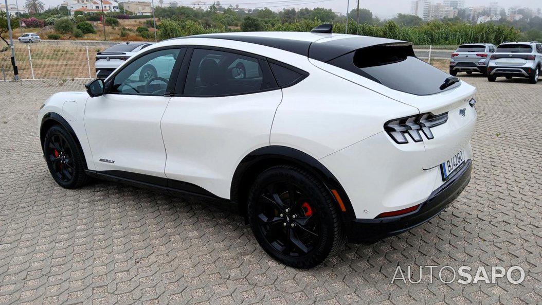 Ford Mustang Mach-E de 2024