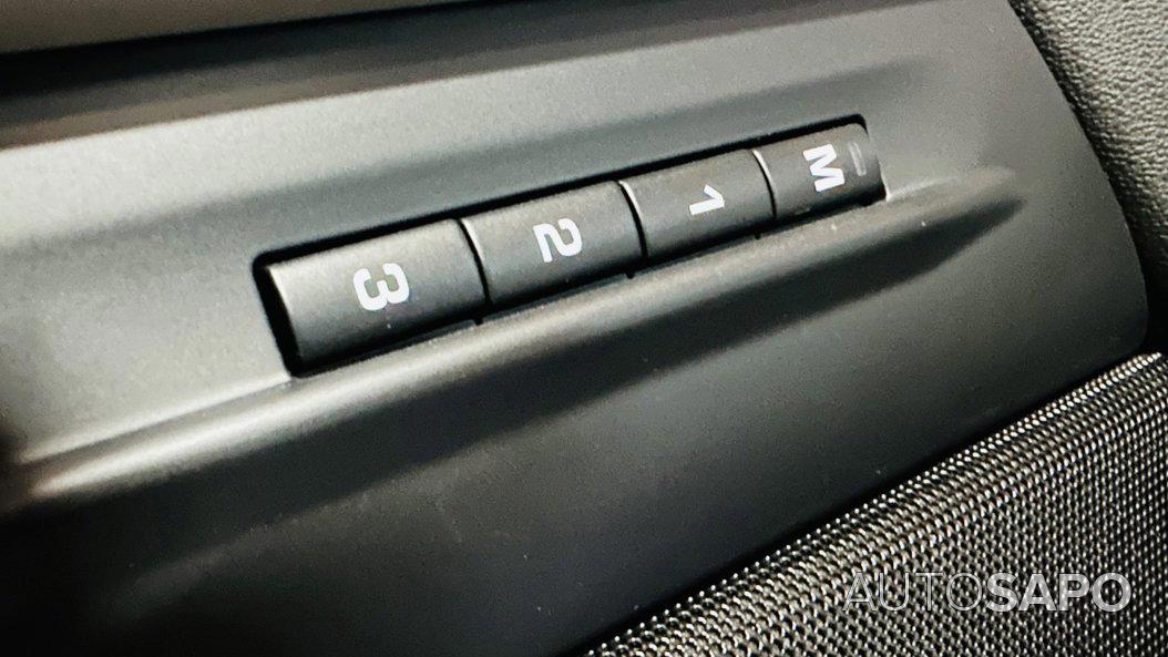 Land Rover Range Rover Evoque 1.5 P300e AWD R-Dynamic Auto de 2021