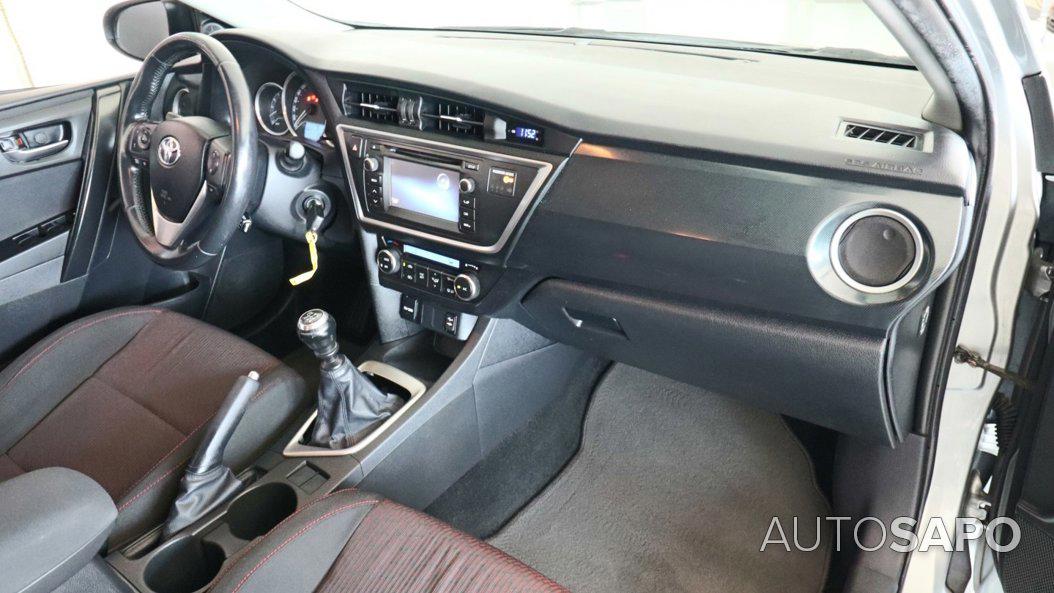 Toyota Auris de 2015