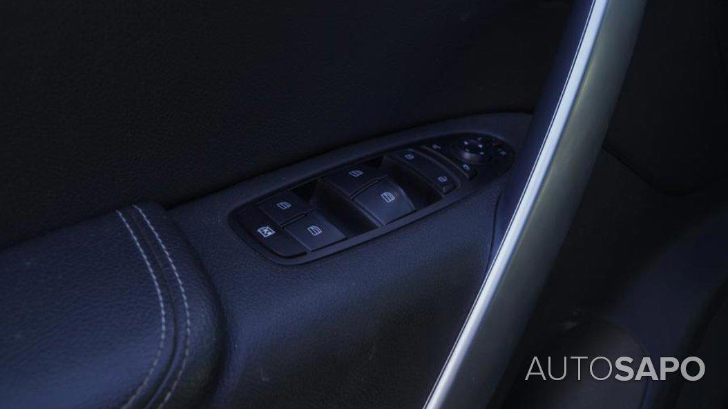 Mercedes-Benz Classe X 250 d Progressive 4-Matic Aut. de 2020