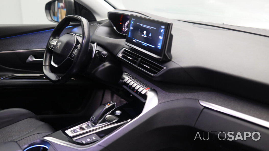 Peugeot 5008 de 2021