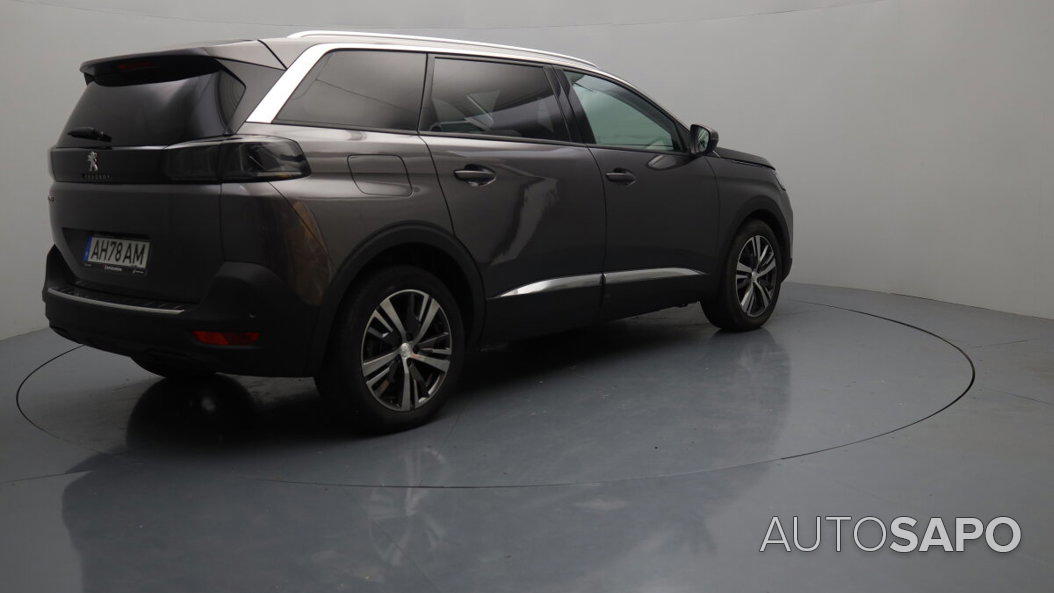 Peugeot 5008 de 2021