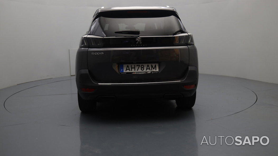 Peugeot 5008 de 2021