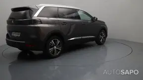 Peugeot 5008 de 2021