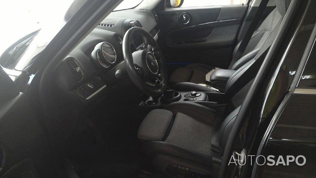MINI Countryman Cooper ALL4 Auto de 2019