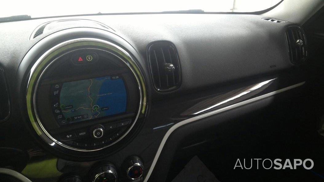 MINI Countryman Cooper ALL4 Auto de 2019