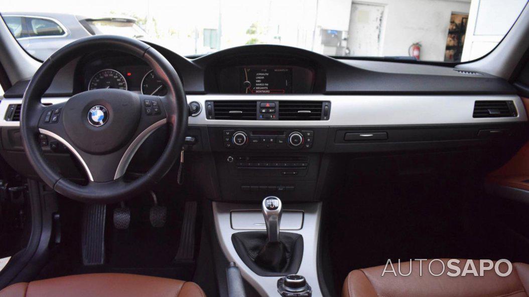 BMW Série 3 320 d Touring de 2011