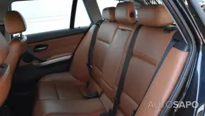 BMW Série 3 320 d Touring de 2011
