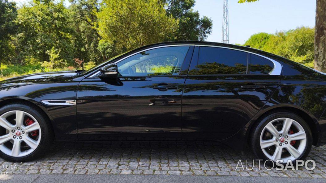 Jaguar XE 2.0 D Portfolio Aut. de 2015