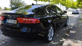 Jaguar XE 2.0 D Portfolio Aut. de 2015