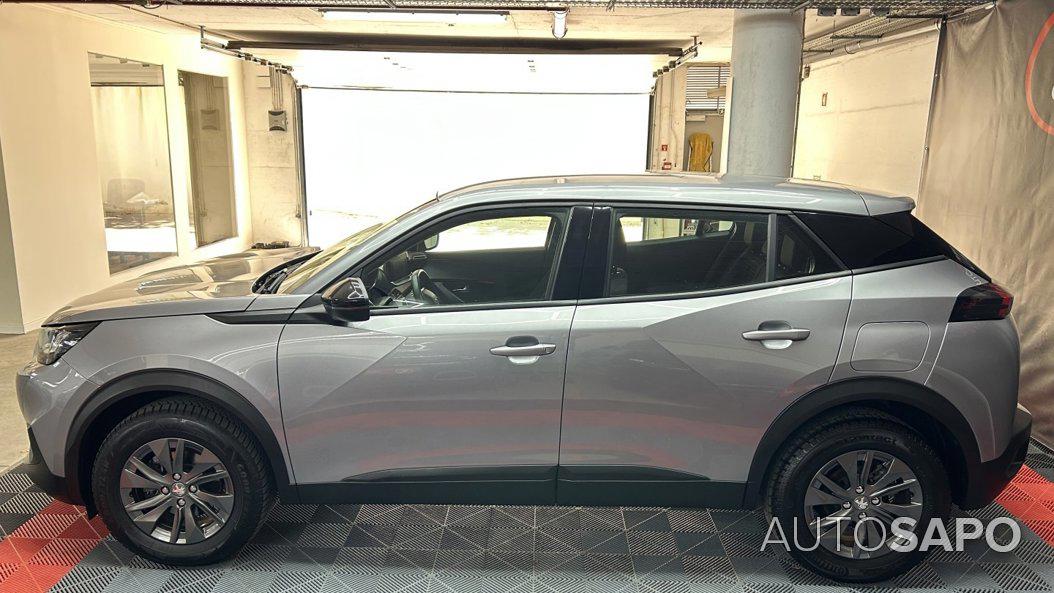 Peugeot 2008 1.2 PureTech Active EAT8 de 2022