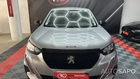 Peugeot 2008 1.2 PureTech Active EAT8 de 2022