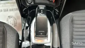 Peugeot 2008 1.2 PureTech Active EAT8 de 2022