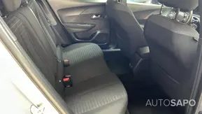 Peugeot 2008 1.2 PureTech Active EAT8 de 2022