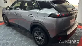 Peugeot 2008 1.2 PureTech Active EAT8 de 2022