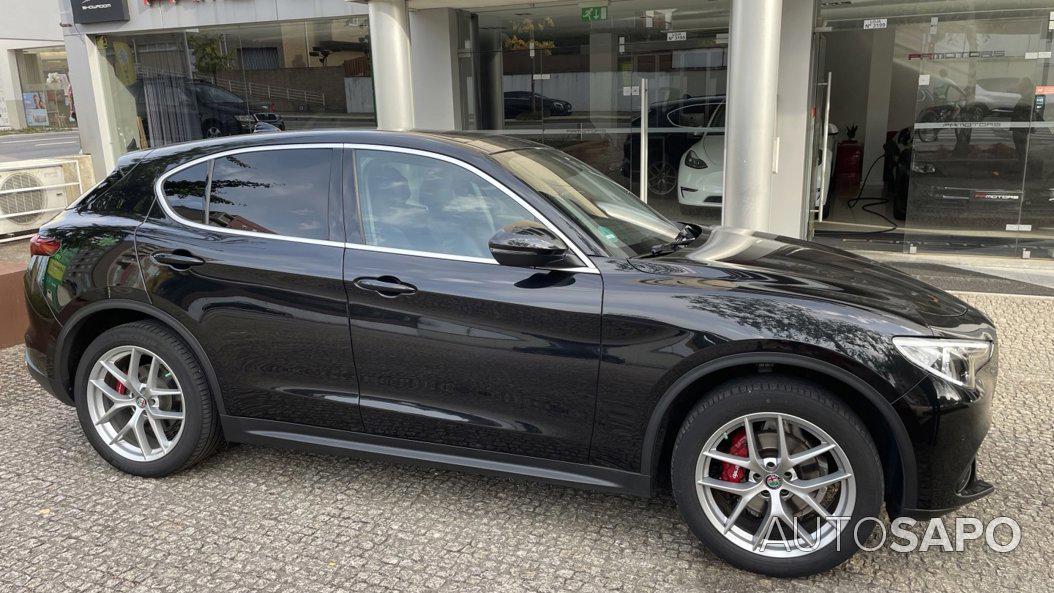 Alfa Romeo Stelvio de 2017