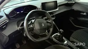 Peugeot 208 1.2 PureTech Active de 2021