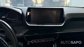 Peugeot 208 1.2 PureTech Active de 2021