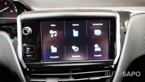 Peugeot 208 1.2 PureTech Life Signature de 2018