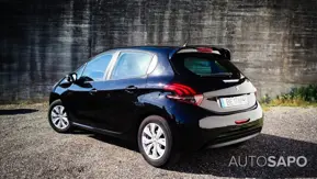 Peugeot 208 de 2015