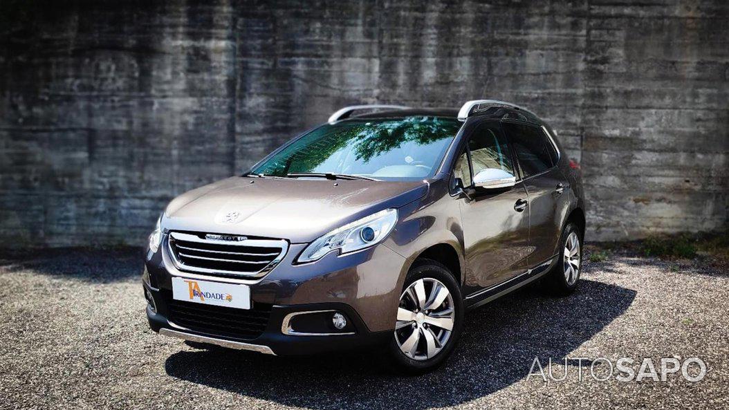 Peugeot 2008 1.2 PureTech Allure de 2015