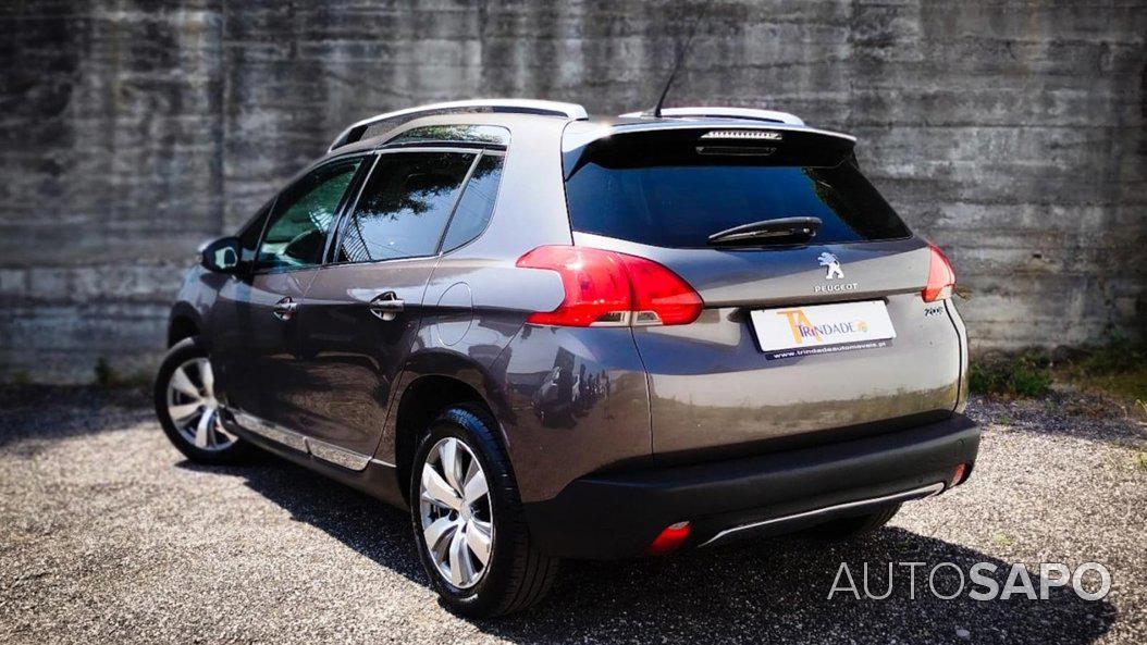 Peugeot 2008 1.2 PureTech Allure de 2015