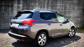 Peugeot 2008 1.2 PureTech Allure de 2015