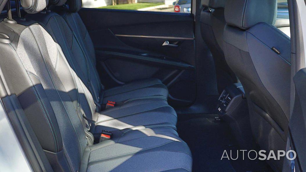 Peugeot 5008 1.5 BlueHDi Allure EAT8 de 2024