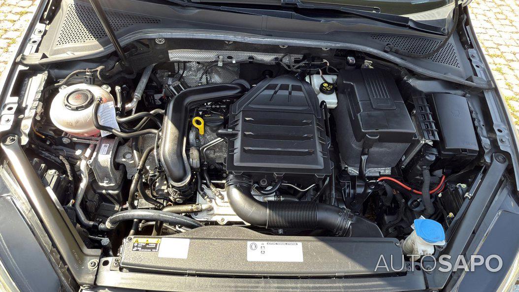 Volkswagen Golf 1.0 TSI Confortline DSG de 2019