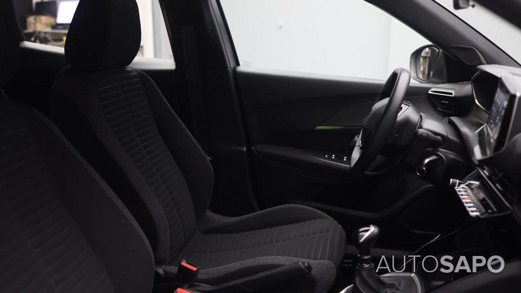 Peugeot 2008 1.2 PureTech Active Pack de 2024